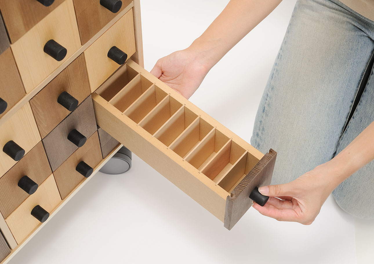 Storage Cart キャスター付き収納カート 小物チェスト 3段×6列 ロータイプ