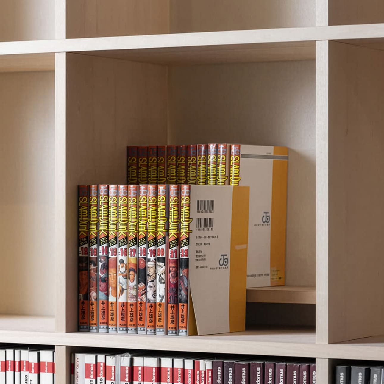 Shelf 本棚の中の棚-04(文庫本 新書判 B6判コミック本)