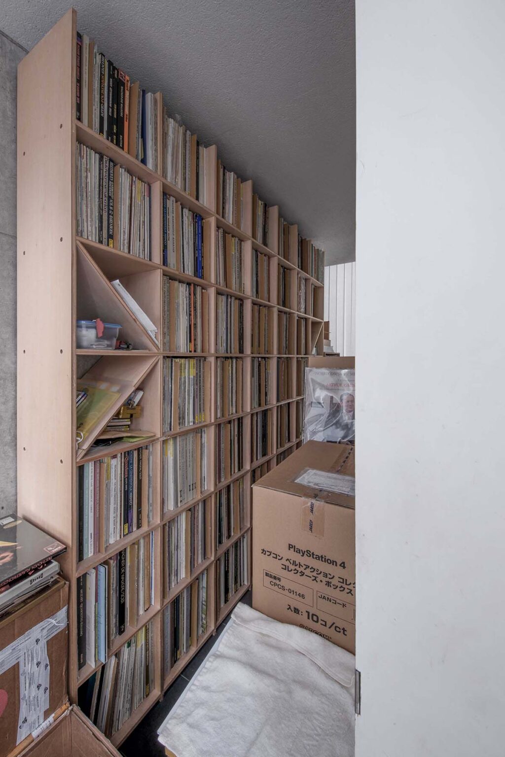 壁一面の本棚　レコード収納