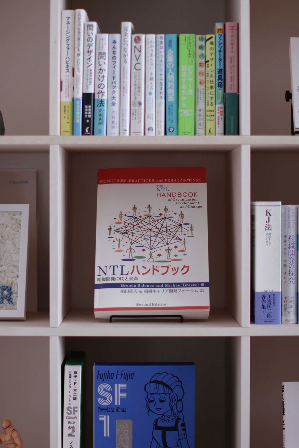 リビングの本棚 - Shelf 壁一面の本棚 奥行350mm - マルゲリータお客様事例